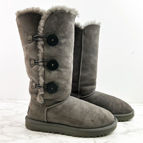 UGG Bailey Button Triplet II Tall Boots (7.5) in Gray Sheepskin Fur Cozy Shoes - Picture 11 of 13